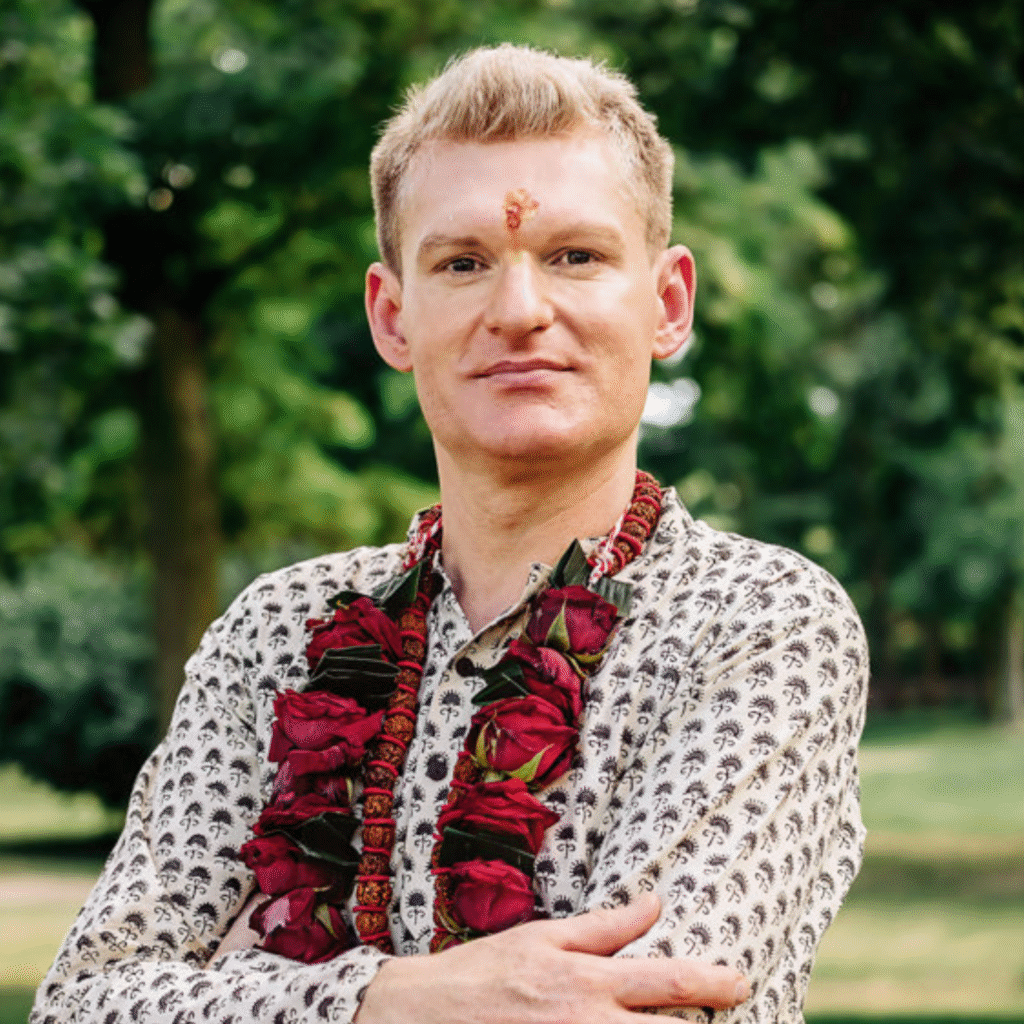 Kurs nauczycielski Hatha Vinyasa Jogi Gdańsk – praktyka grupowa w Instytucie Devi Sangam