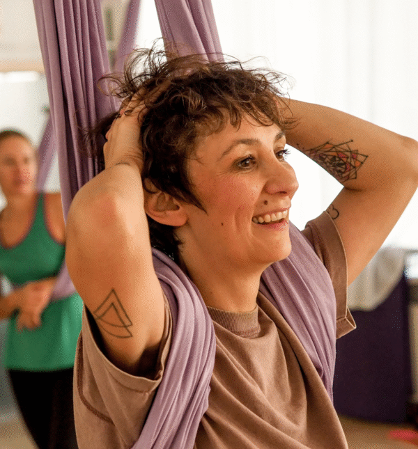 Kurs nauczycielski Hatha Vinyasa Jogi Gdańsk – praktyka grupowa w Instytucie Devi Sangam kurs nauczycielski hatha vinyasa jogi kurs nauczycielski jogi Gdańsk kurs jogi 200h Yoga Alliance nauczyciel jogi Hatha Vinyasa Instytut Devi Sangam Gdańsk